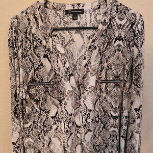 INC International Concepts Women's snakeskin long sleeve pullover blouse, size L
